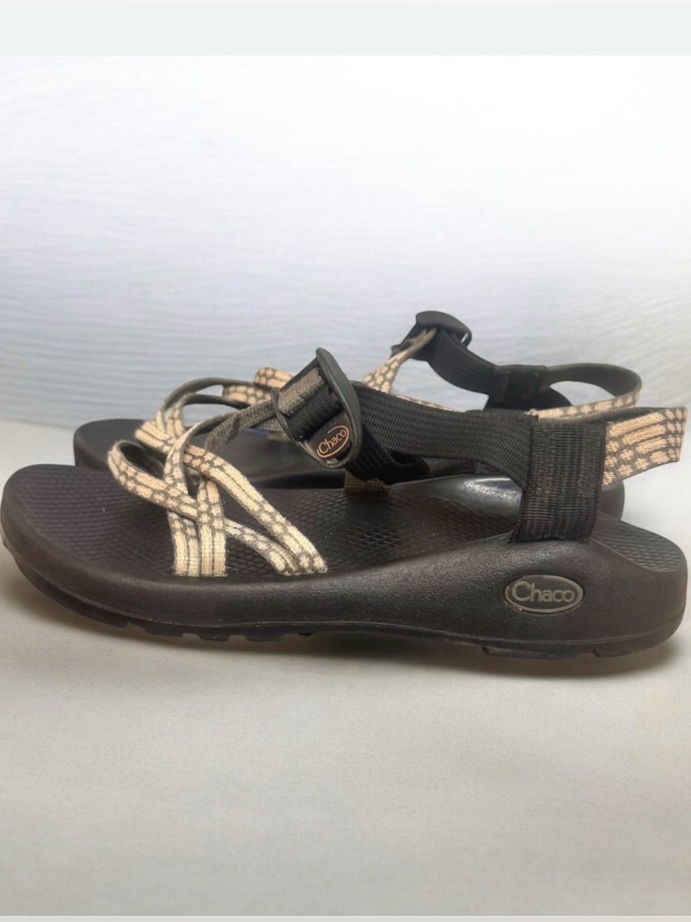 CHACO ZX1 dual strap sandals women’s shoes size 8